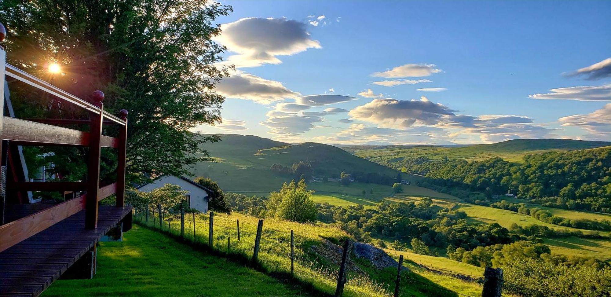 Highland Glen Lodges Rogart Ngoại thất bức ảnh