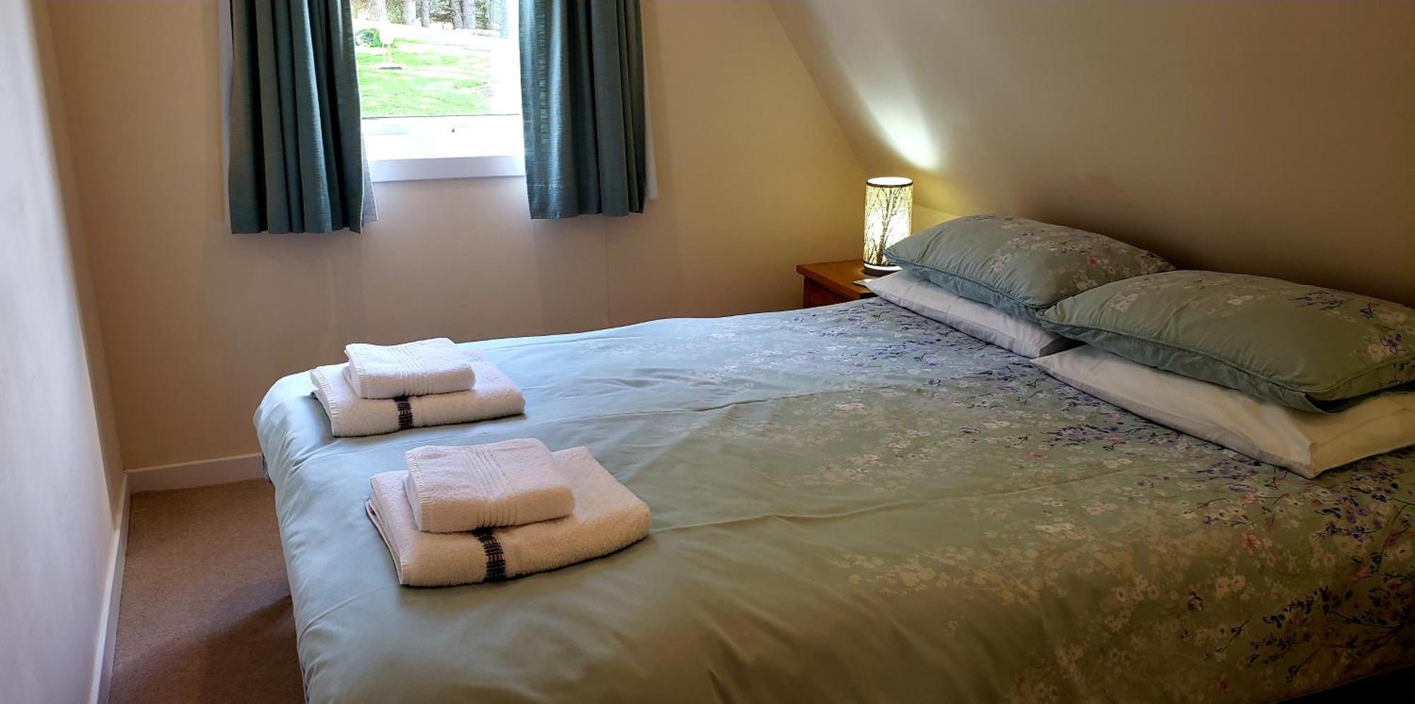 Highland Glen Lodges Rogart Phòng bức ảnh