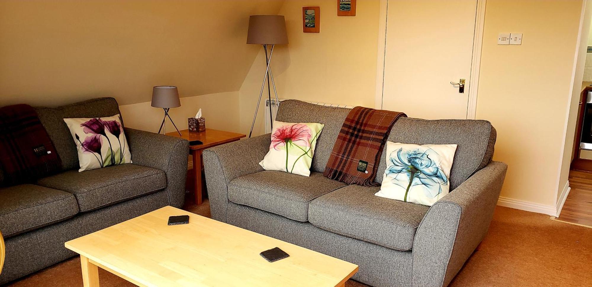 Highland Glen Lodges Rogart Ngoại thất bức ảnh